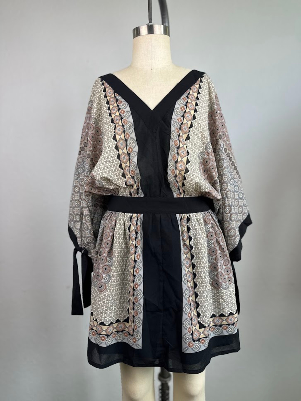 Boho Kimono Dress Black Floral Paisley Print Tie Sleeve Size Small